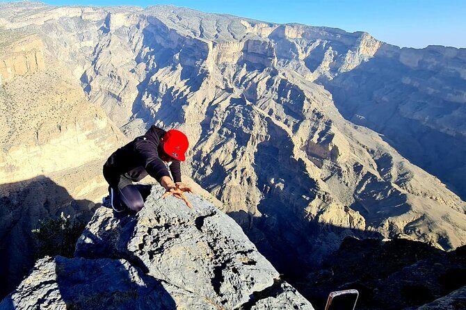 2-Days 1 Night Private Jebel Shams Tour - Pickup in Muscat and what your 4WD ride is really for