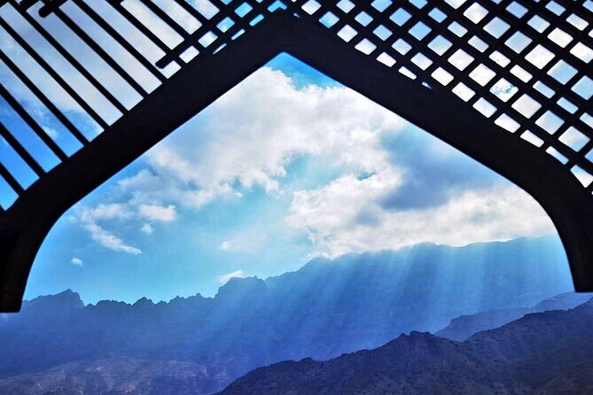 2 Days 1 Night Wakan Private Tour - Bait Al Ghasham Museum and the Value of a Cultural Pause