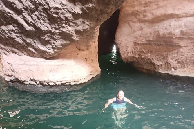2 Days Private Wadi Shab Tour in Desert Safari - What you actually pay for: value, inclusions, and what’s extra