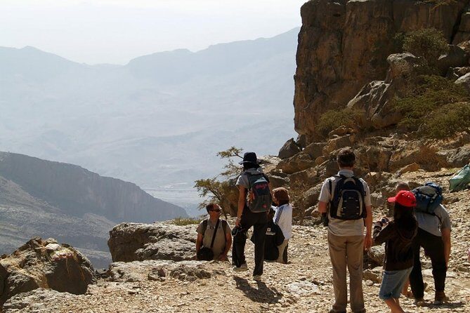 6-Day Latifa Package Tour - Days 3 and 4: Nizwa Souq Early Hours, Fort Views, and Misfat’s Falaj Village Walks