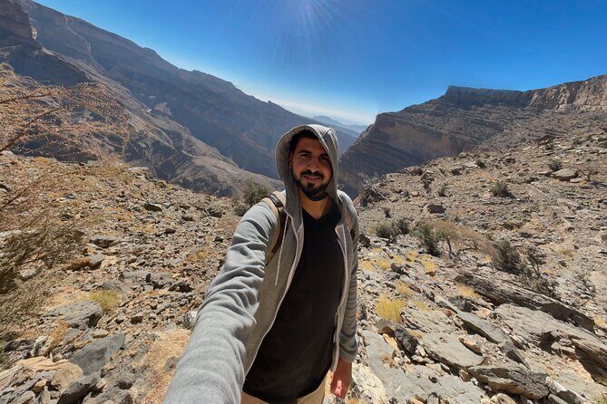 Balcony & Hidden Lake Jebel Shams Shared Trip - The Wadi Ghul Photo Stop: Quick Canyon Scenery with Farms and Old Village