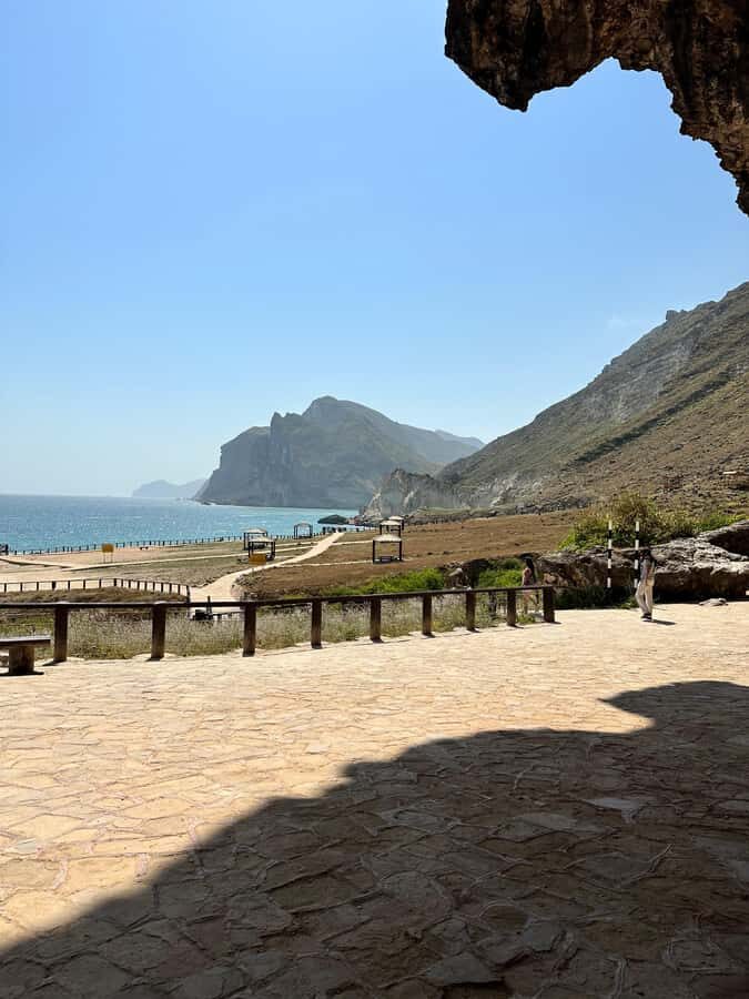 Caribian Orient (Swiming at Fazayeh Beach ) - Marneef Cave and the blowholes: the sea does the performance