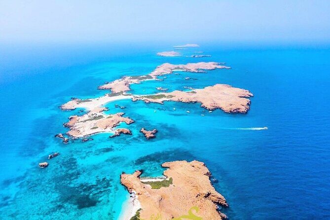Daymaniyat island Natural Reserve and Dolphin Watching - Snorkeling Around Daymaniyat: Two Underwater Chances, Not One