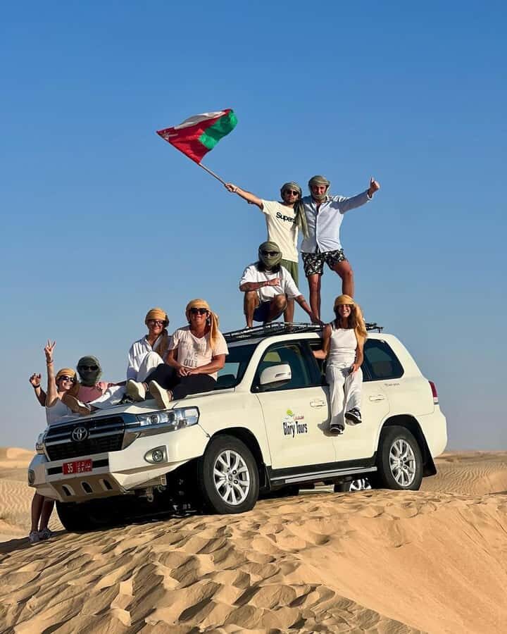 Desert Safari, Sunset & Sand Bashing (Rub Al Khali Desert) - Thumrait Break and the Al Nejd Gravel Desert Feeling