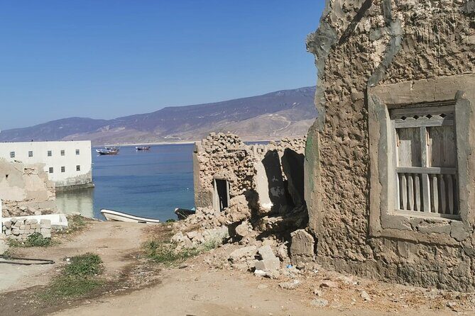 East Salalah Private Tour by VisitSalalah - Taqah heritage stops: Koofan, Taqah Castle, Borgel Asker