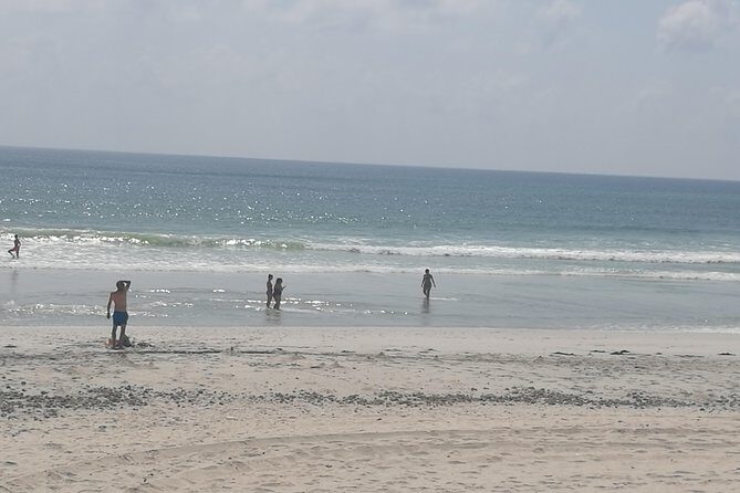 Explore West Salalah’s Stunning Natural Scenery - a Full-Day Tour - Stop 1: Eftalquot Cliff and the Indian Ocean view that feels vertical