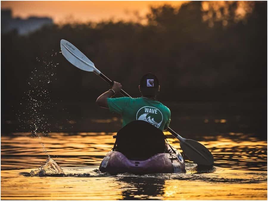 From Muscat: Al Qurum Beach Sunset Kayaking Experience - Getting started on the beach: gear, briefing, and confidence fast