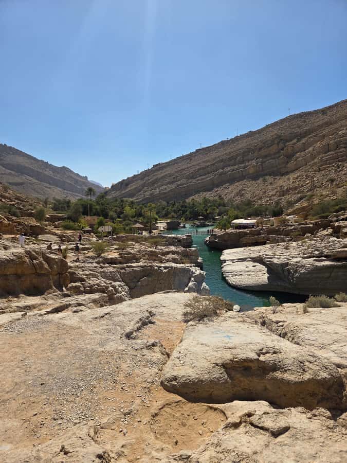 From Muscat: Desert and Wadi Bani Khalid Oasis Full-Day Tour - The 8–9 hour reality: pacing, sun, and comfort tactics