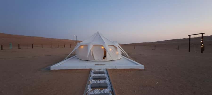 From Muscat: Guided Overnight Desert Camp Tour - Guides and group size: how the trip feels in real life