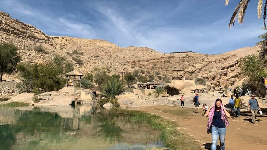 From Muscat: Guided Overnight Desert Camp Tour - What to bring: the small kit that keeps you comfortable