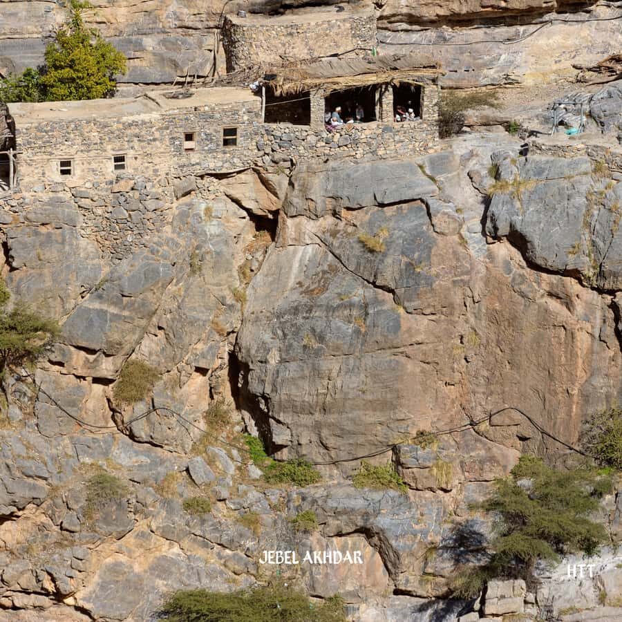 From Muscat: Nizwa Day Trip with Grand Canyon - From Muscat to the mountains: the rhythm of the day