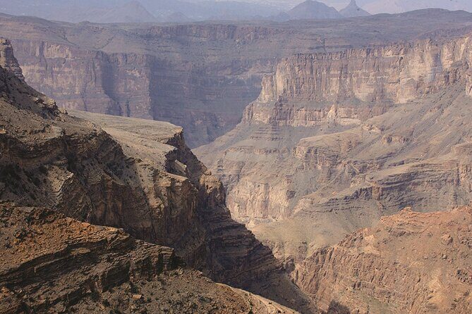 Full-Day Grand Canyon and Nizwa Tour by 4x4 - Oman’s Grand Canyon: Rock, Remote Villages, and Canyon Edges
