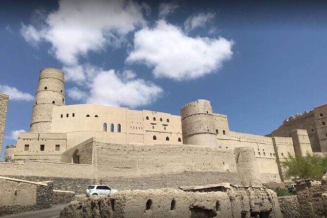 Full-Day Nizwa Fort, Bahla Fort and Jabreen Castle Private Tour - Price and logistics: what the $187 covers (and what it doesn’t)
