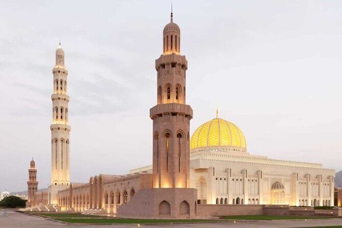 Full Day Private Muscat City Tour - Sultan Qaboos Mosque: The Carpet You Have to See to Believe