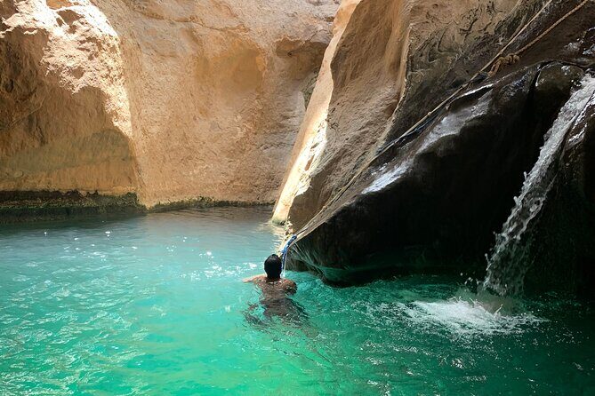 Full Day Private Tour to Wadi Shab and Bimmah Sinkhole - Who this tour suits best (and who might want another option)