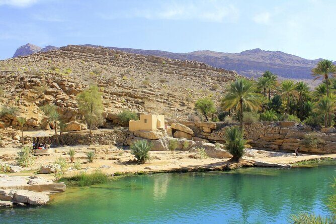 Full-Day Wahiba Desert and Wadi Bani Khalid Group Tour - What This Day Trip Feels Like in Real Life