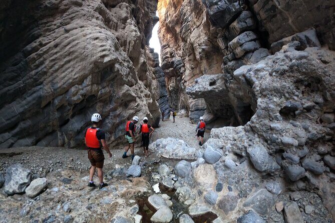 Half Day - Snake Canyon Adventure Tour in Jebel Shams - Snacks, water, and pacing: how the half day stays enjoyable