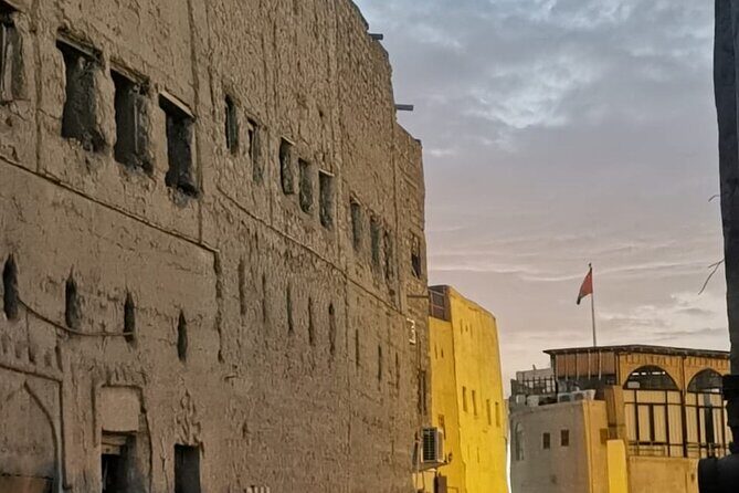 Heritage private Tour by classic carts - Al Aqur village in Nizwa: mud houses, the heritage wall, and irrigation channels