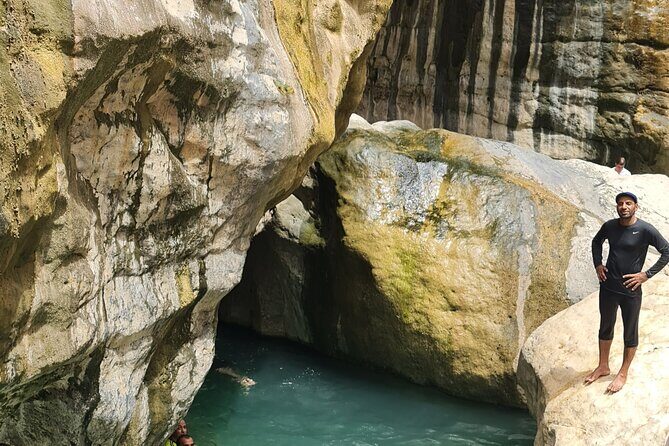 Hidden Gems of Oman: Sinkhole, Fins Beach & Wadi Tiwi Adventure - Fins Beach: white pebbles and an unreal blue finish