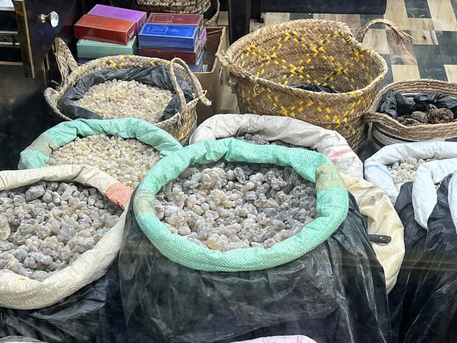 Historical Salalah City Tour with Culture, Food & Shopping - Salalah Grand Mall: 1 hour to shop, exchange money, and breathe