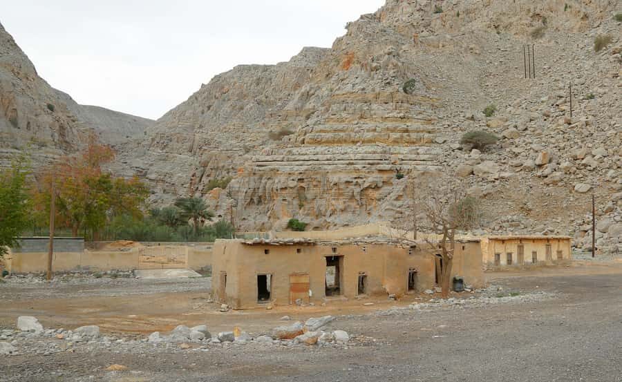 Khasab: City Tour With Khasab Fort - Souks in Khasab: old meets new, with just enough time to browse