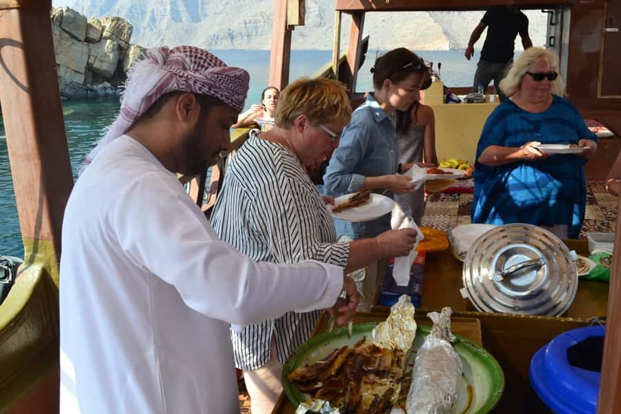 Musandam/Khasab: Overnight Dhow Cruise with Camping and BBQ - Khor Sham Fjord dolphin watching: the main event