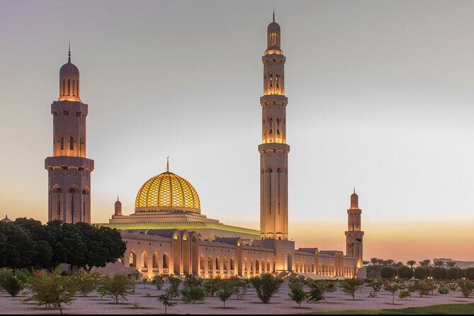 Muscat: Airport Private Transfer to/from all Muscat Hotels - Service Quality Signals: Punctual Drivers, Smooth Drives, and One Caution Flag
