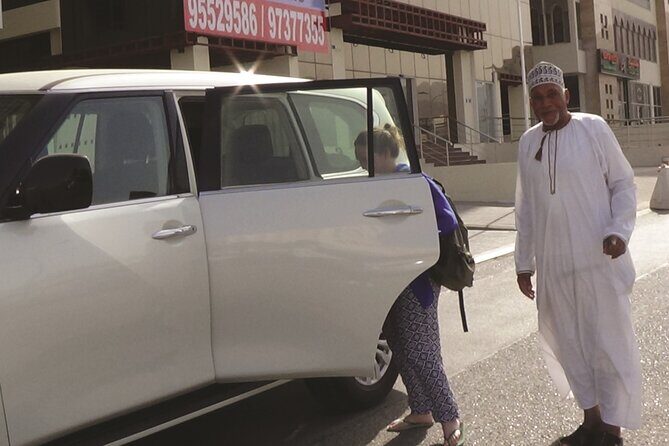 Muscat by Night with Local Dinner from Muscat - Getting Oriented: Audio Guide That Helps You Follow Along