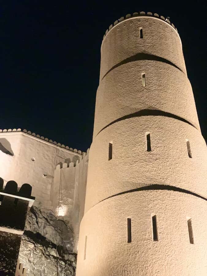 Muscat: Evening Group City Guided Tour with Free Dinner - Corniche and the Old Muttrah Fish Market: Waterfront Atmosphere