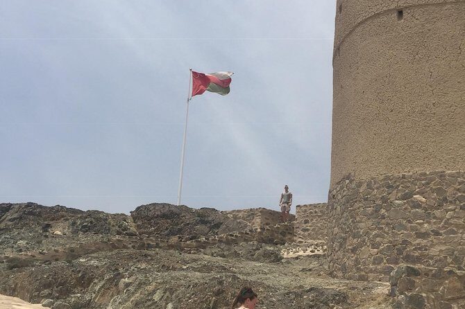 Muscat : Full day private tour to Nizwa - Transport + reliability: what you’re really paying for