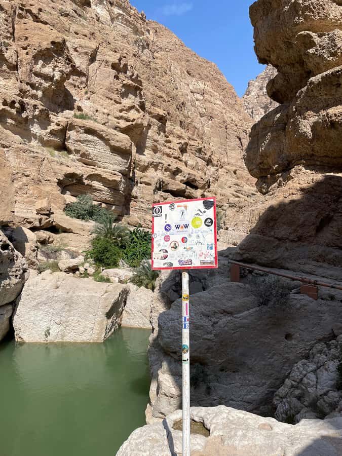 Muscat: Full-Day Wadi Shab & Bimmah Sinkhole Private Tour - Lunch in Muscat: Fuel That Makes the Day Feel Finished