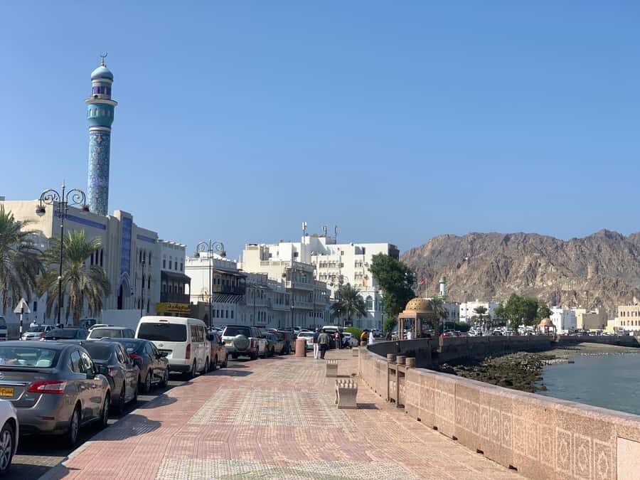 Muscat: Group City Tour with Pickup and Lunch or Dinner - Portuguese forts at Al Jalali and Al Mirani: photos first, tickets if you want more