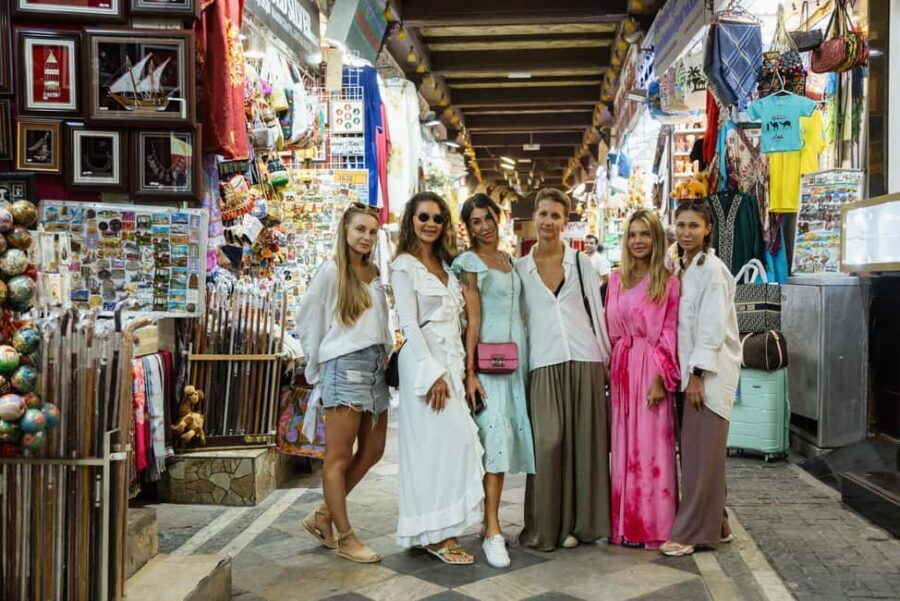 Muscat: Guided Walking Tour of Corniche, Souq & Mutrah Fort - Meet at Mutrah Fish Market: Start Point Clarity That Saves Time