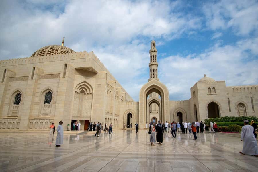 Muscat: Half-Day Sightseeing Essentials Tour and Audio Guide - Bait Al Zubair Museum: Why It Feels More Than a Detour