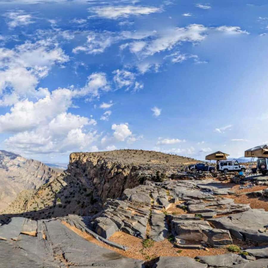Muscat: Nizwa and Jabal Shams- Full Day Tour - Jebel Shams and the Grand Canyon of Arabia: your best hour of the day