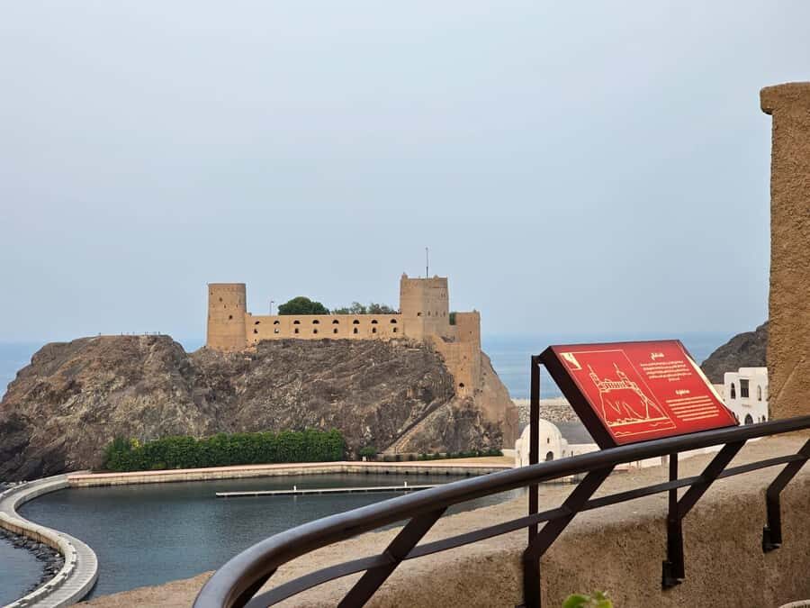 Muscat: Private City Guided Tour - Getting oriented fast: Muscat in 4.5 hours