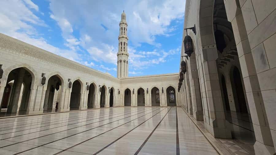 Muscat: Private City Guided Tour - Al-Qurm beach: where mangroves meet the salty sea