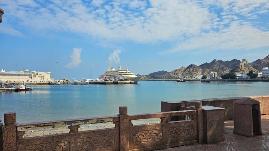 Muscat: Private City Guided Tour - Al Jalali and Al Mirani forts: Portuguese-era walls and skyline views