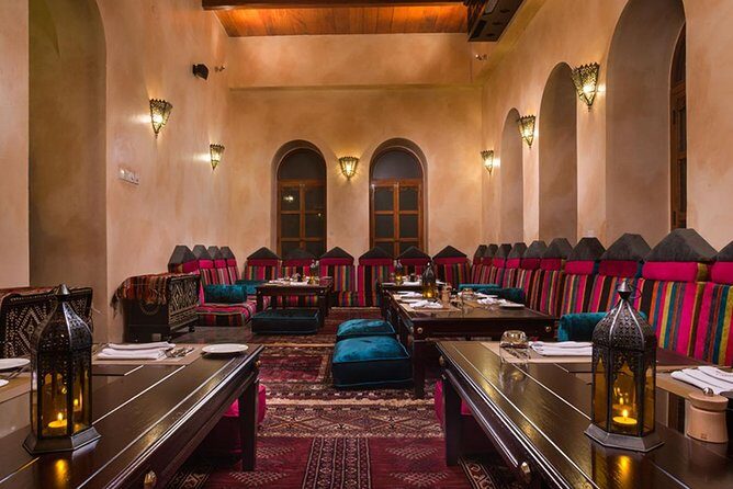 Muscat : Private tour evening - Muttrah Souk and Frankincense House: the flavors of Oman in one thread
