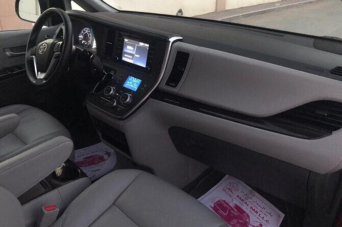 Muscat : Private Transfer from Muscat to Dubai - What the praise really points to (and what the caution means)
