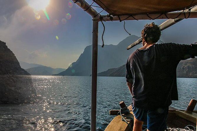 Omani dhow:Coastal and Sunset Cruise - How the sea conditions can affect your experience