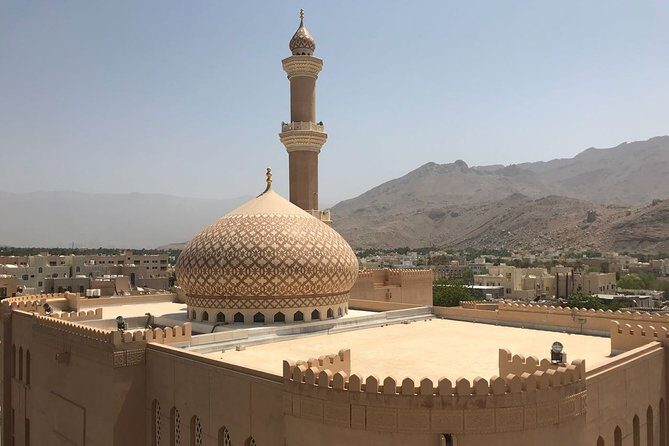 Private Day Trip to Nizwa, Jabal Akhdar (Green Mountain) & Birkat Al Moz - Guides, Pacing, and Flexibility: What Makes This Tour Land Well
