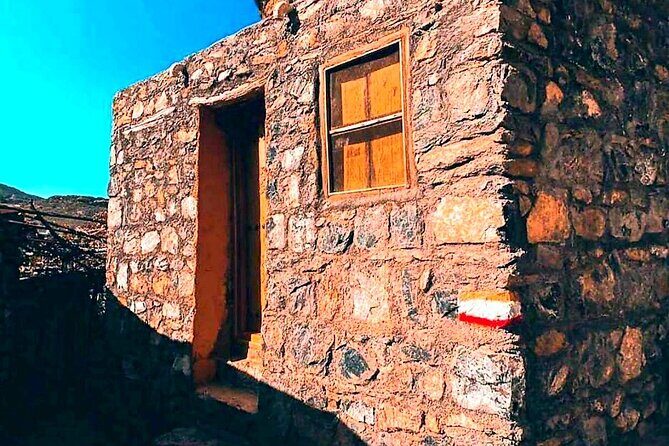 Private Full-Day Jebel Akhdar-Al Suwjara Village Tour - Diana’s Viewpoint and Wadi Bani Habib: the scenery chapters
