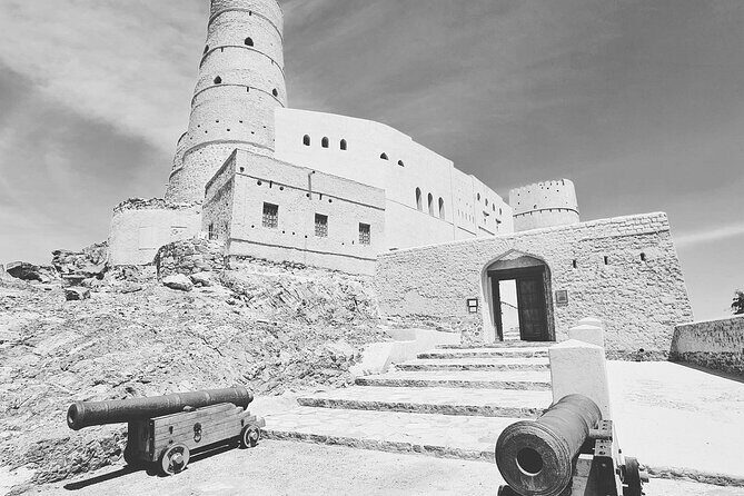 Private Historical Tour - Nizwa Fort - Nizwa Souq - Bahla Fort - Jabreen Castle - Bahla Fort: UNESCO Status and the Payoff of Restoration