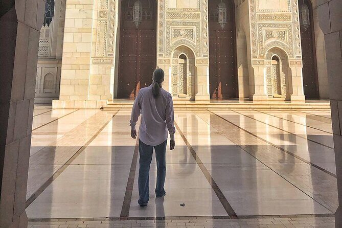 Private Muscat City Tour - 4 Hours Tour - Stop 1: The Royal Opera House area and the “big city” orientation
