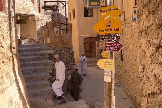Private Nizwa - Al Hamra Old Village - Misfah Al Arbyeen - Full Day Tour - Who should book this tour