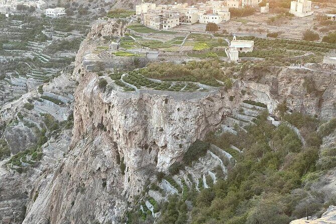 Private Oman Full Day Guided Sightseeing Tour - A Private Mountain-and-Market Day from Muscat