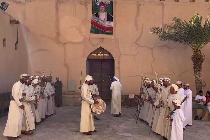 Private Overnight at Jebel Shams - 2 Days and 1 Night Tours - Rooms, meals, and the overnight that lets you avoid a rush
