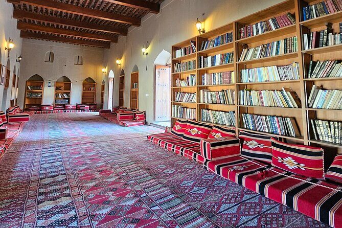 Private Tour Nizwa Birkat Al Mouz and Oman Across Ages Museum - Lunch, Omani Bread, and Karak Tea Breaks That Matter