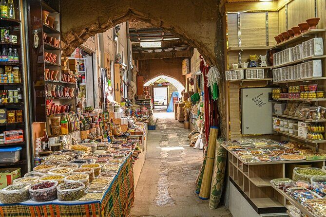 Private Tour Nizwa Birkat Al Mouz and Oman Across Ages Museum - Timing, Comfort, and How to Prepare for an 8–9 Hour Day